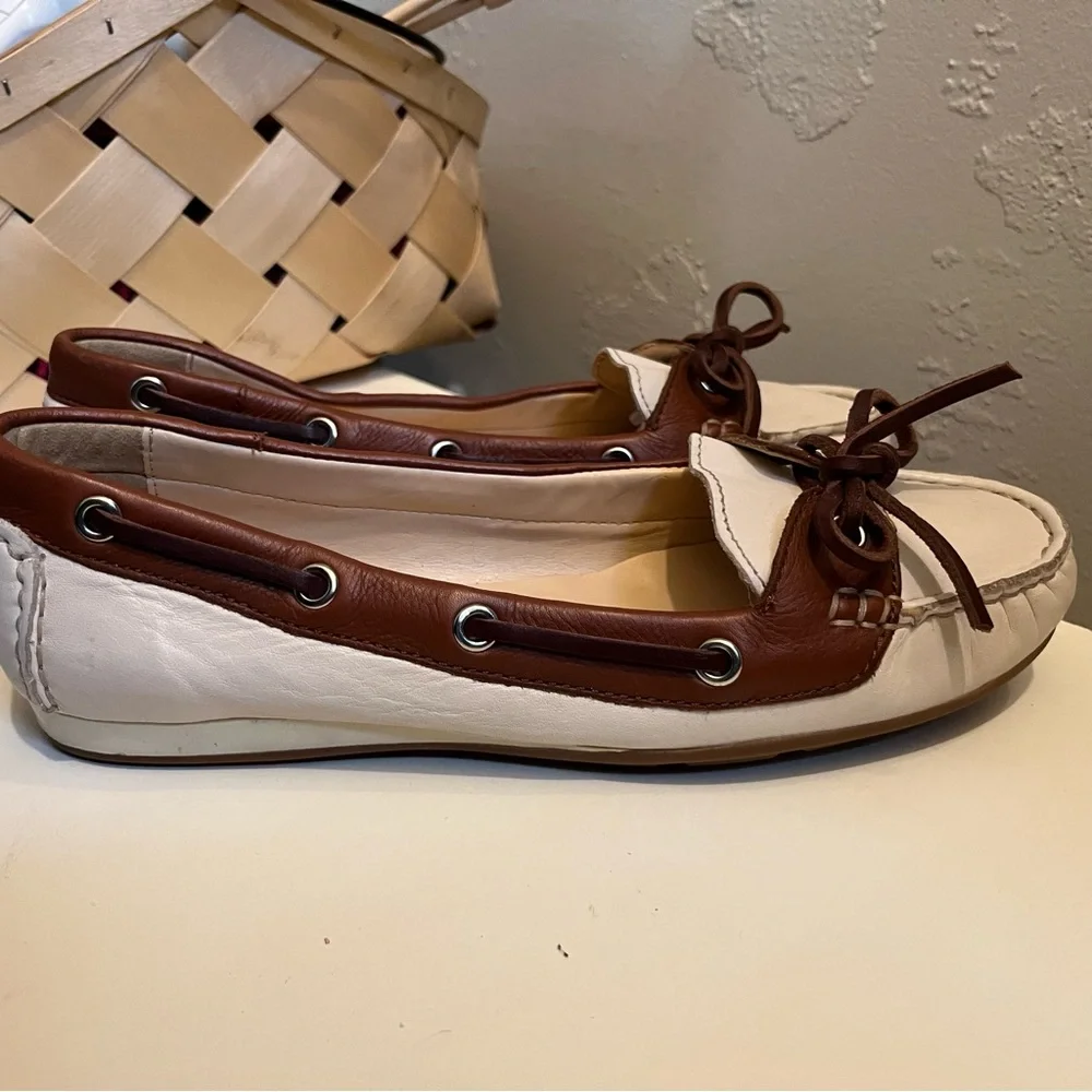 EUC Women's 80's 90's Cole Haan Leather Cream Boat Shoes Loafers Size 7.5 - Picture 3 of 6